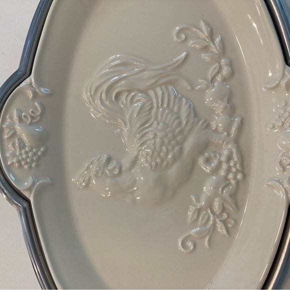 Set of 3 Metal Serveware by Lennox with Rooster Design - Picture 2 of 7